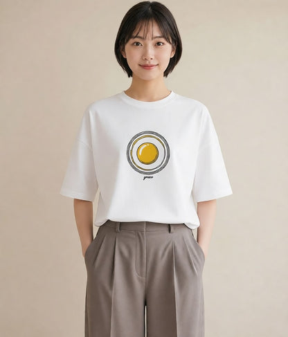 半袖Tシャツ レディース 目玉焼き 食べ物 フード イラスト ゆるコーデ 週末コーデ 敬老の日 白T