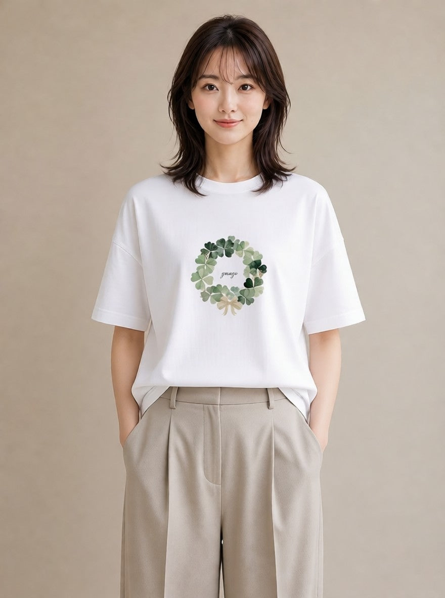 プリントTシャツ レディース クローバー 四つ葉 花 花柄 イラスト 淡色 送別ギフト 通勤 白T