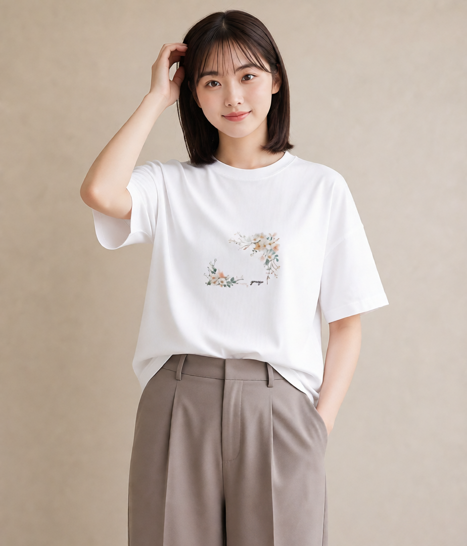 半袖Tシャツ レディース カスミソウ かすみ草 花 花柄 イラスト 手描き風 散歩 お出かけ 白T