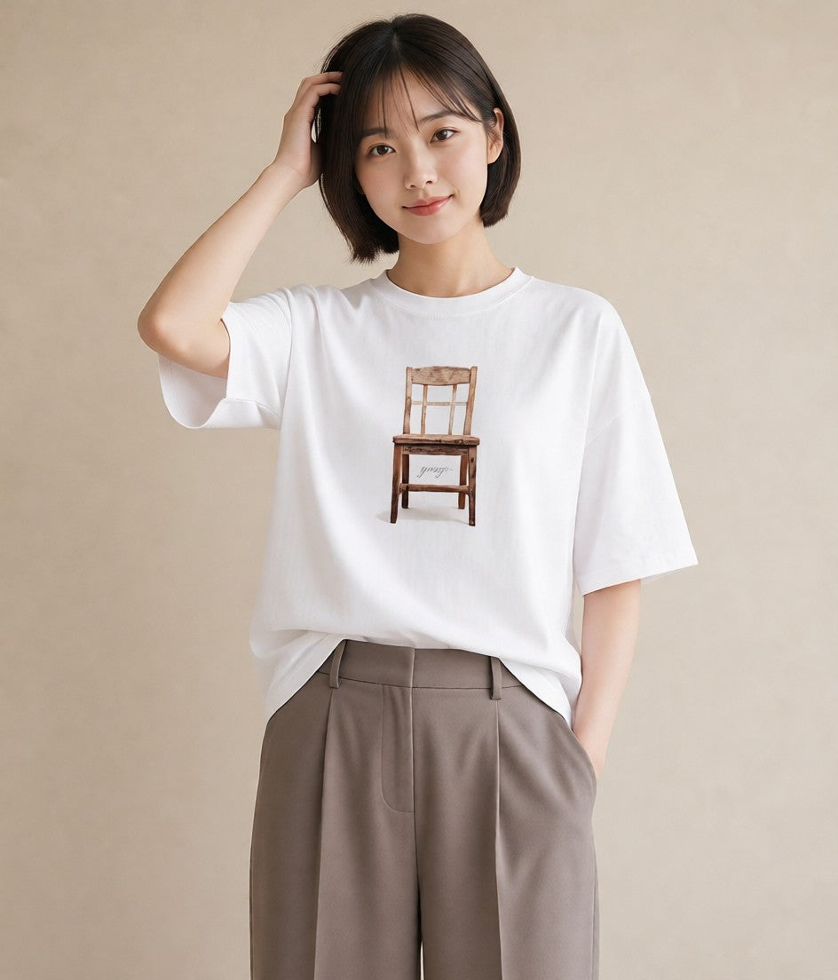プリントTシャツ レディース 窓辺の椅子 窓辺 椅子 ナチュラル アンティーク イラスト こなれ感 母の日 ビーチ 白T