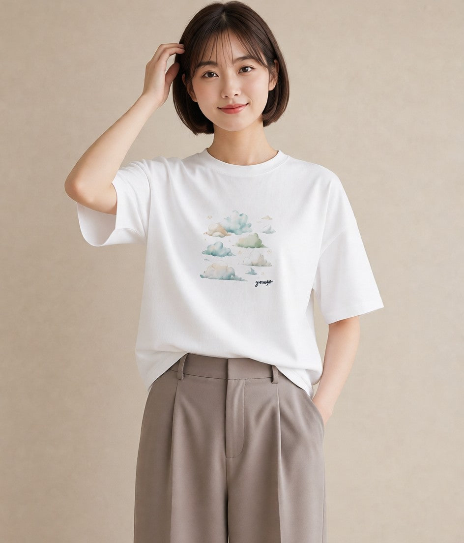 半袖Tシャツ レディース 空 星空 宇宙 イラスト こなれ感 ミセス 春コーデ 白T