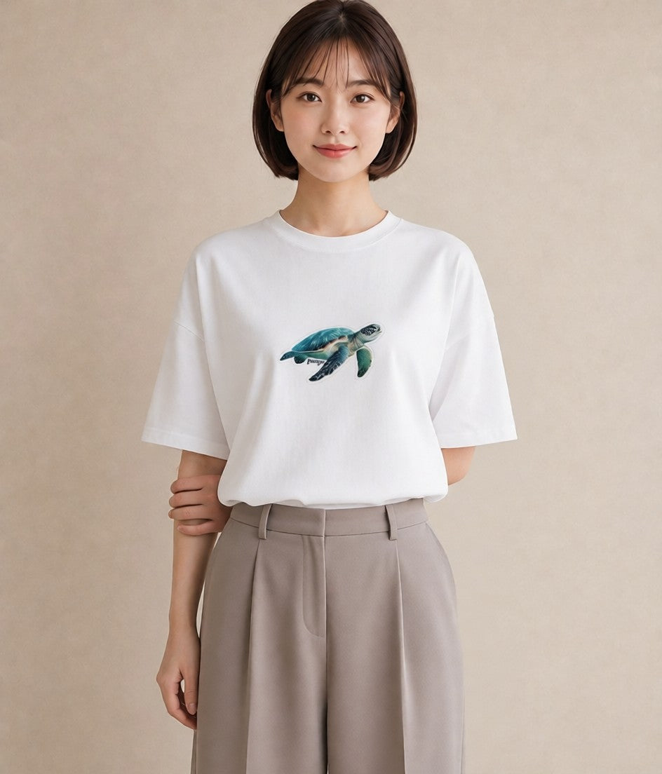 半袖Tシャツ レディース ウミガメ 海の生き物 海 イラスト 普段使い 母の日 ビーチ 白T