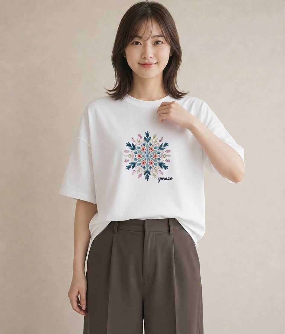 グラフィックTシャツ レディース 雪の結晶 星空 宇宙 イラスト 水彩風 ママ カフェ服 白T