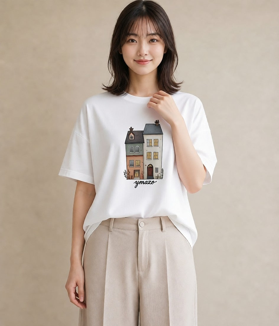 デザインTシャツ レディース 灯りの家 小屋 夜 ナチュラル アンティーク イラスト フェミニン 休日 ペアコーデ 白T