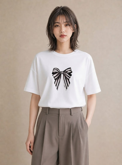 半袖Tシャツ レディース リボン 蝶結び ナチュラル アンティーク イラスト ラフカジュアル 在宅 公園 白T