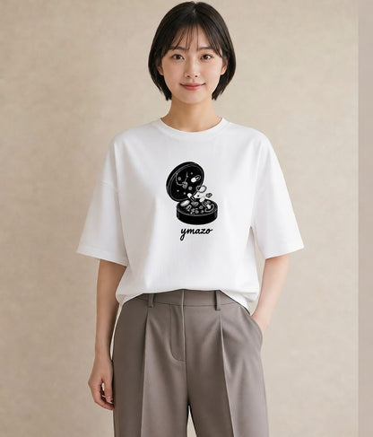 プリントTシャツ レディース パールピアス アクセサリー ナチュラル アンティーク イラスト ゆるかわ ママ カフェ服 白T