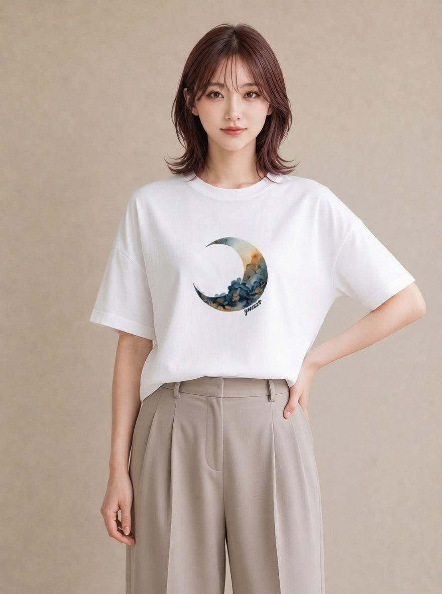 グラフィックTシャツ レディース 青の水彩 風景 ブルー ナチュラル アンティーク イラスト ゆるコーデ 自分用 ルームウェア 白T