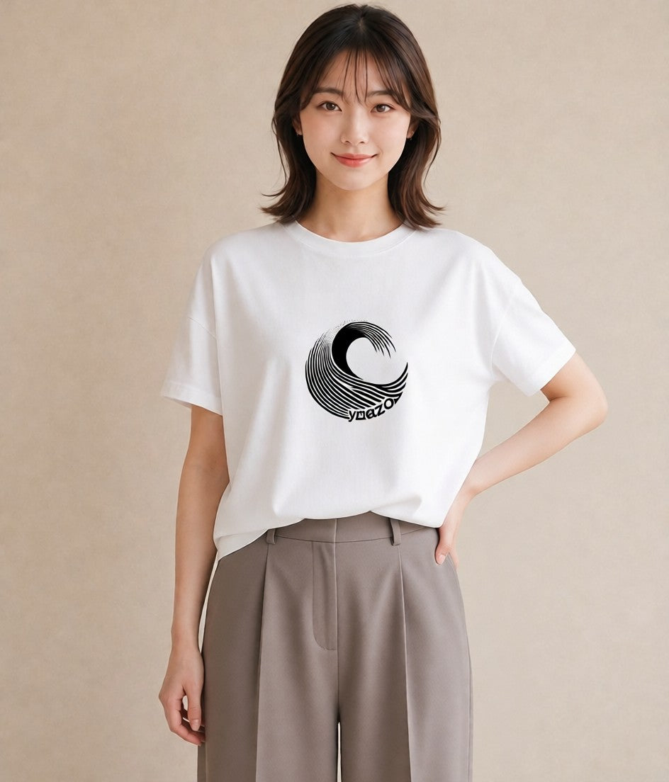 プリントTシャツ レディース 海 リゾート 夏 イラスト きれいめカジュアル ペアコーデ 秋コーデ 白T