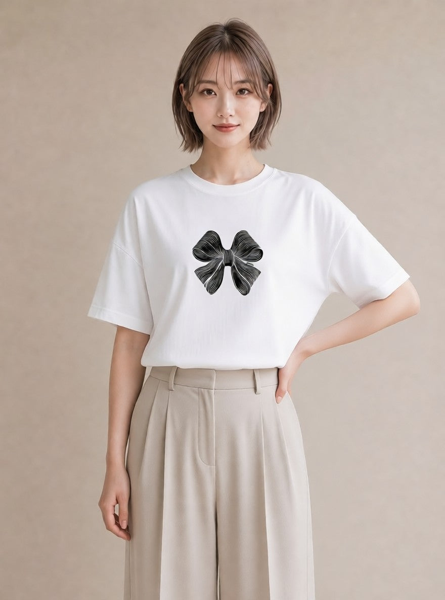 グラフィックTシャツ レディース リボン ボウ りぼん イラスト ラフ 休日 ペアコーデ 白T