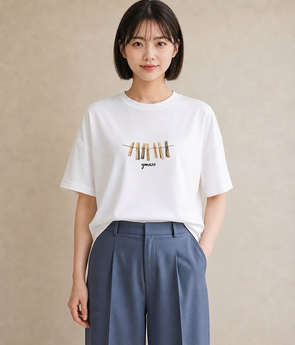 グラフィックTシャツ レディース 洗濯物 風 ナチュラル アンティーク イラスト こなれ感 春コーデ 姉妹 白T