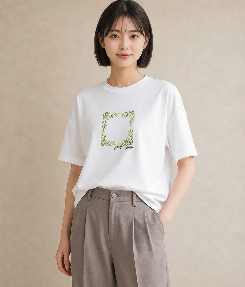 グラフィックTシャツ レディース ボタニカル 植物 イラスト 普段使い カジュアルコーデ 買い物 白T