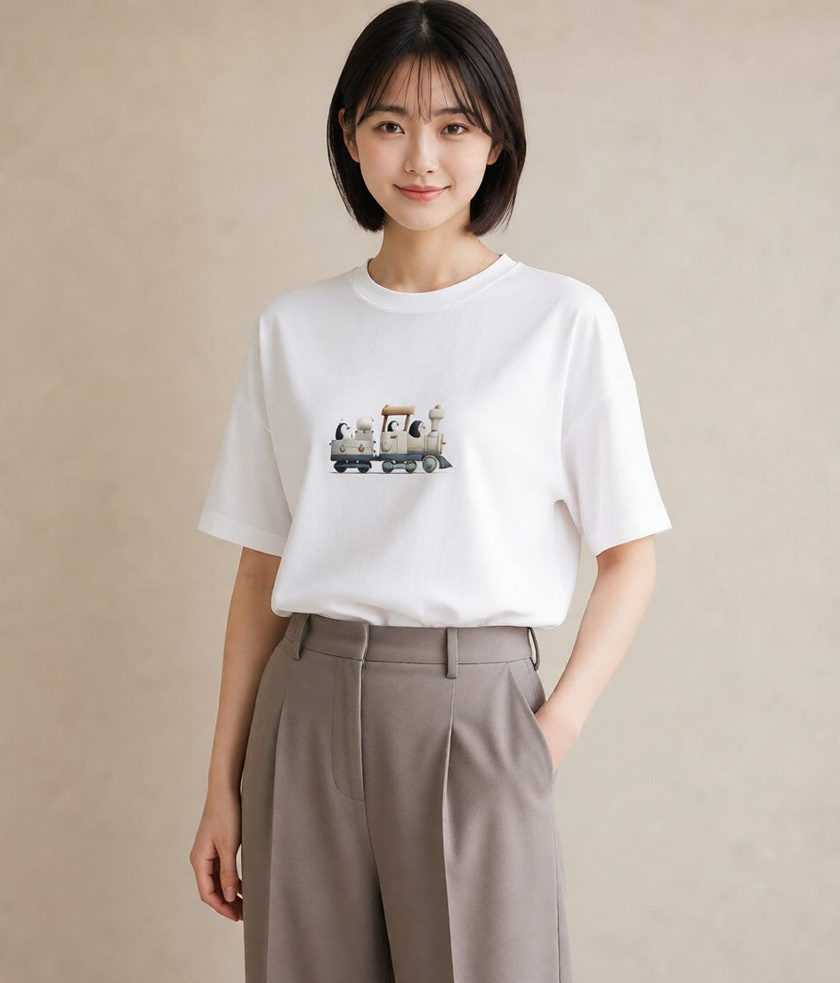グラフィックTシャツ レディース 駅のホーム ローカル線 駅 ナチュラル アンティーク イラスト 可愛い レイヤード 友達ギフト 白T