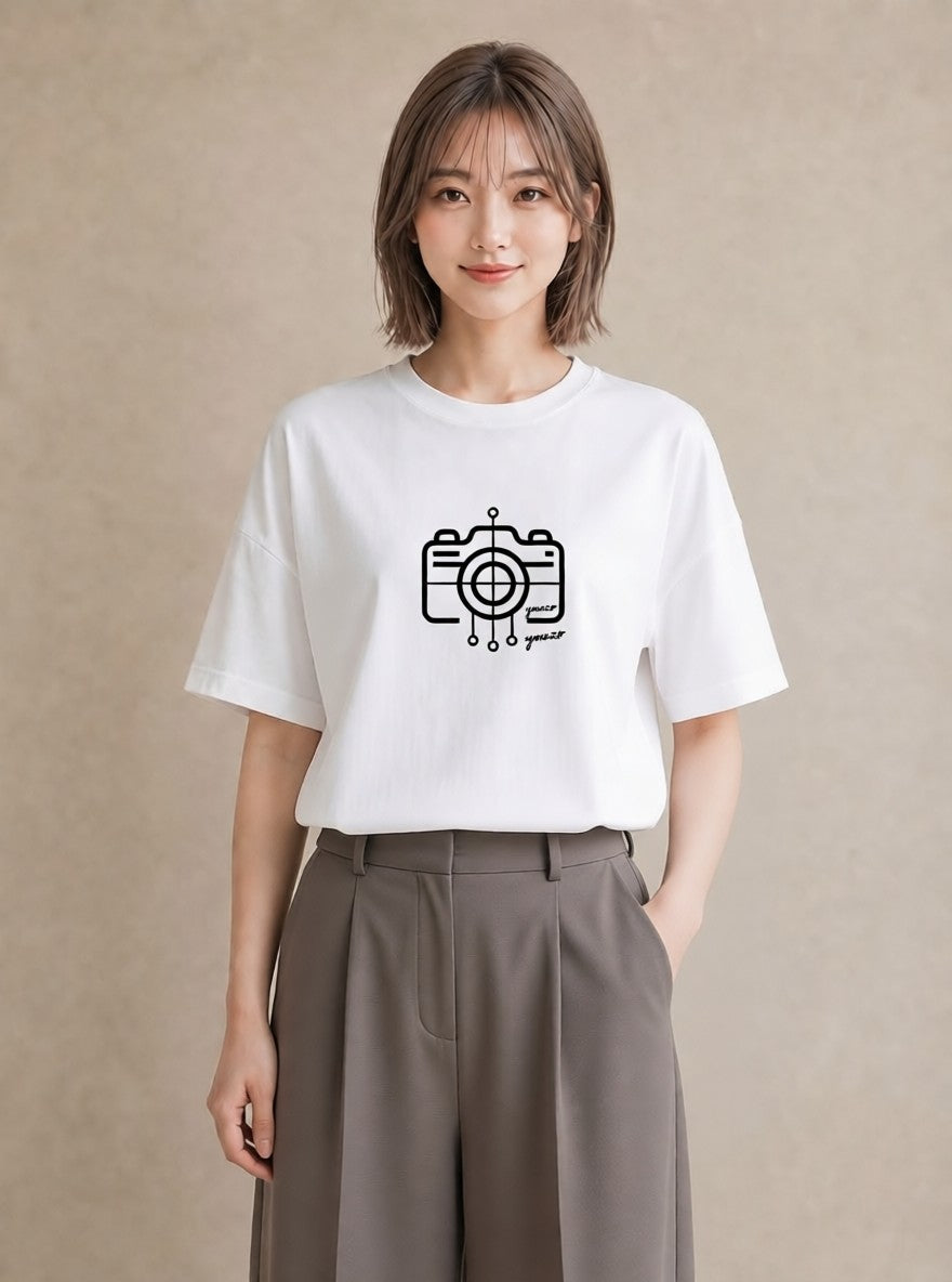 Tシャツ レディース カメラ フィルムカメラ レトロカメラ イラスト ヴィンテージ風 春服 ミセス 白T