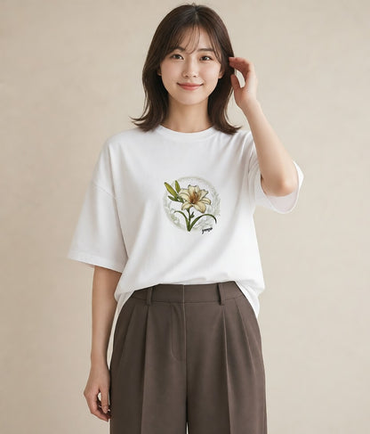 プリントTシャツ レディース ゆり 百合 花 花柄 イラスト 韓国風 女性向けギフト 散歩 白T