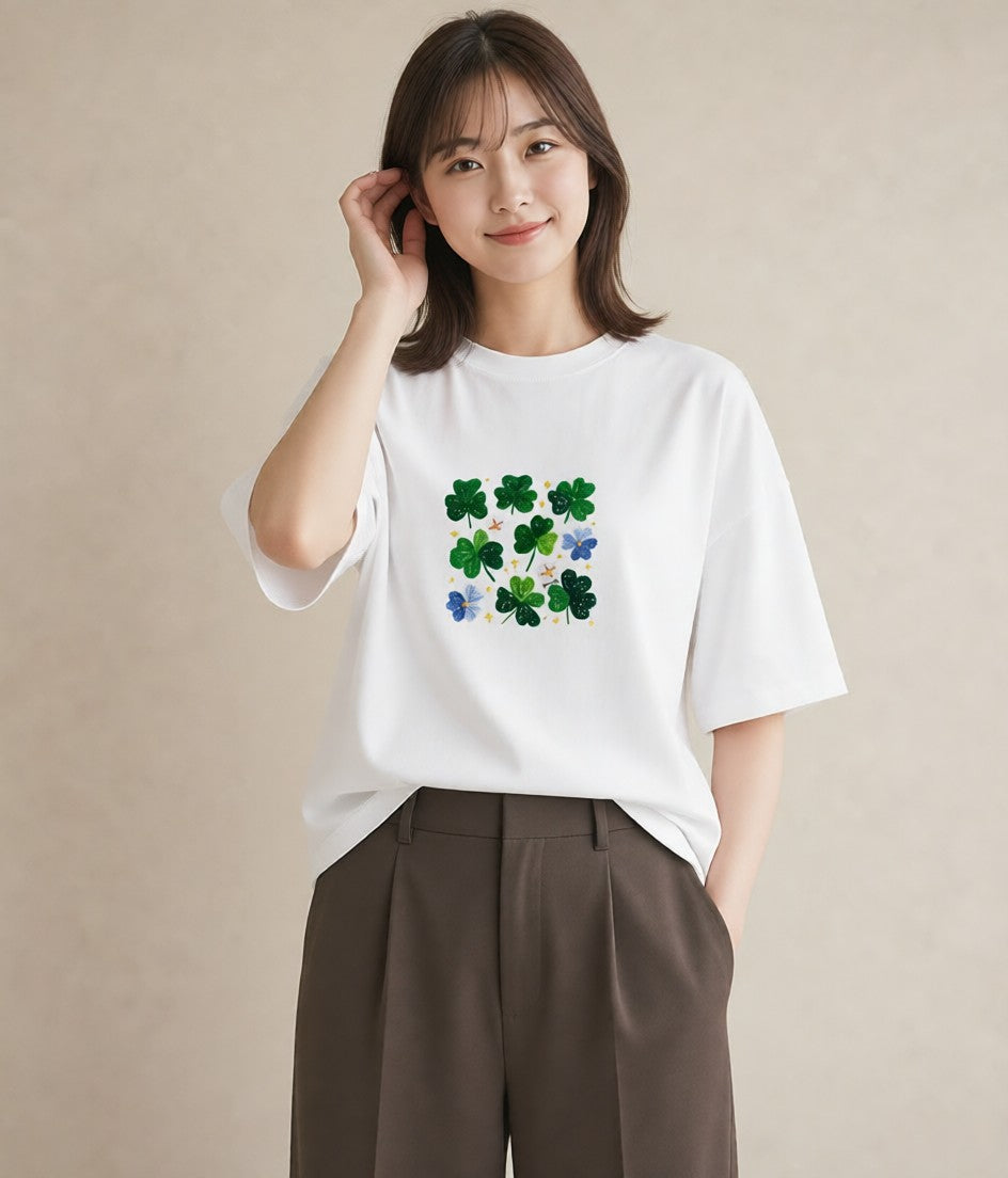 プリントTシャツ レディース クローバー 四つ葉 花 花柄 イラスト ユニーク 夏コーデ 通学 白T
