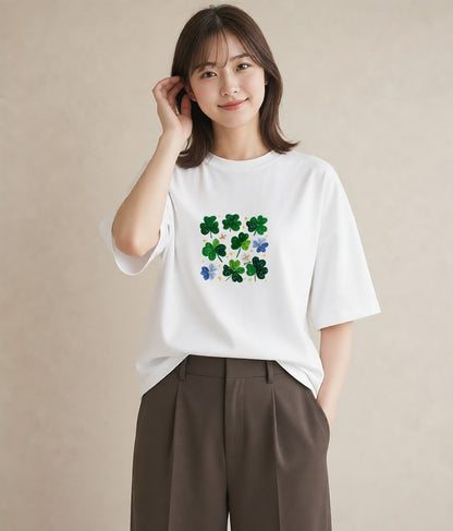 プリントTシャツ レディース クローバー 四つ葉 花 花柄 イラスト ユニーク 夏コーデ 通学 白T