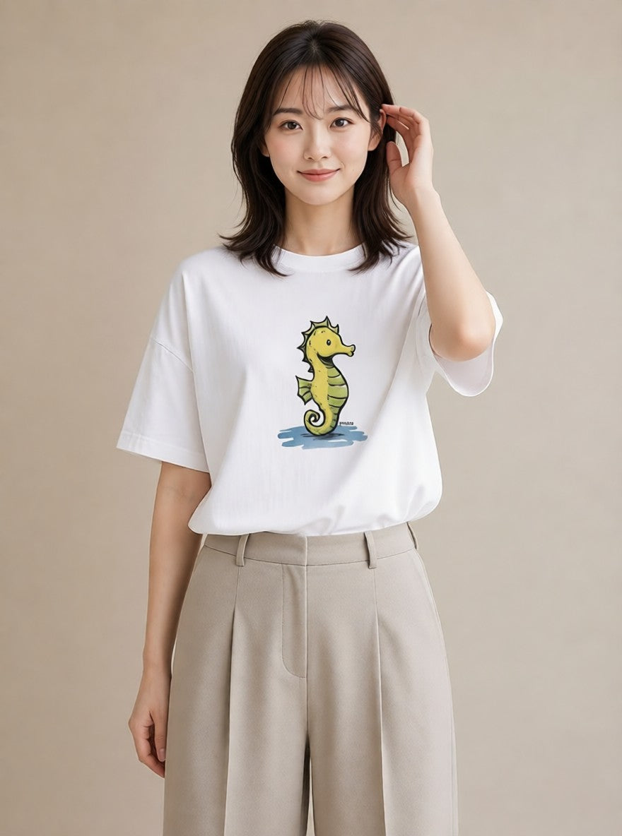 半袖Tシャツ レディース タツノオトシゴ 海の生き物 海 イラスト 旅行コーデ 女性 旅行用 白T