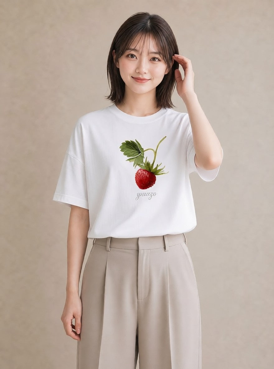 半袖Tシャツ レディース いちご 苺 ストロベリー 食べ物 フード イラスト 韓国風 春服 ミセス 白T