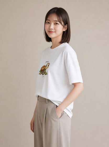 デザインTシャツ レディース ウミガメ 海の生き物 海 イラスト きれいめ ラフ レイヤード 白T