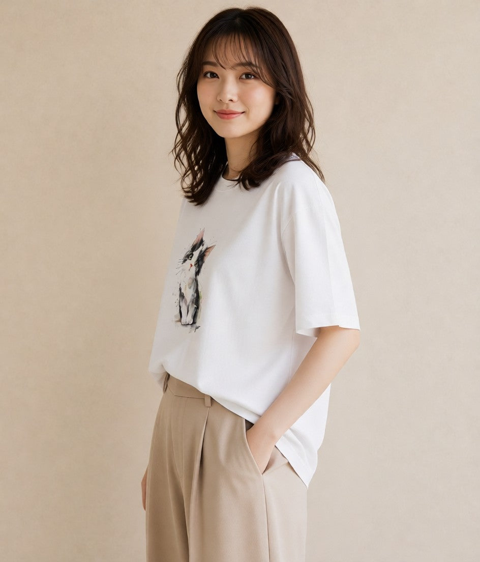 半袖Tシャツ レディース 三毛猫 みけねこ 三毛 猫 ねこ イラスト フェミニン 散歩 お出かけ 白T