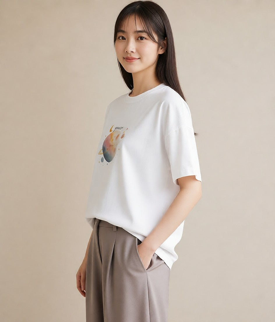 半袖Tシャツ レディース オーロラ 星空 宇宙 イラスト 個性的 女性向けギフト 散歩 白T