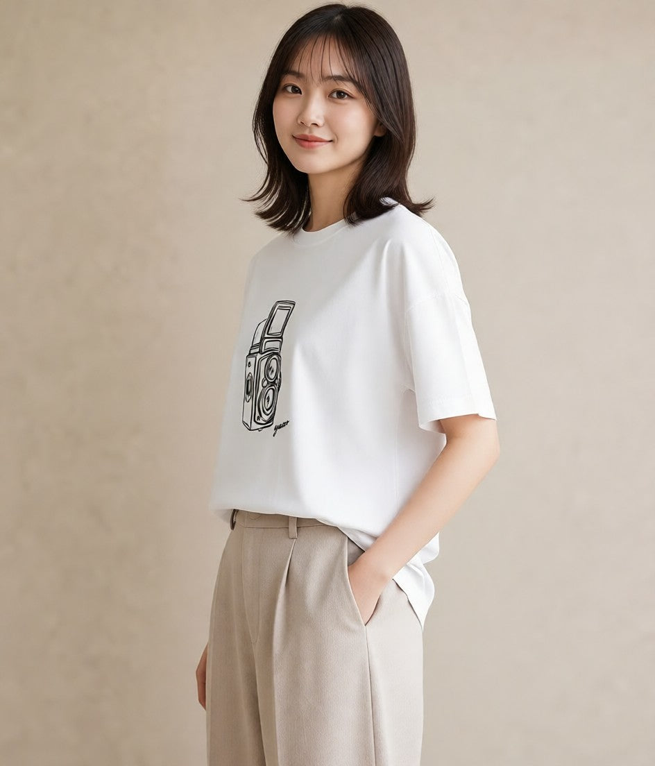 半袖Tシャツ レディース カメラ フィルムカメラ レトロカメラ イラスト 北欧風 おしゃれギフト 社会人 白T
