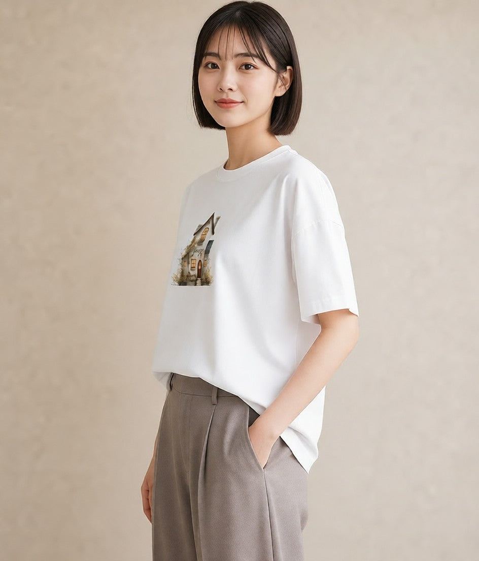 グラフィックTシャツ レディース 灯りの家 小屋 夜 ナチュラル アンティーク イラスト ラフ 女性向けギフト 散歩 白T