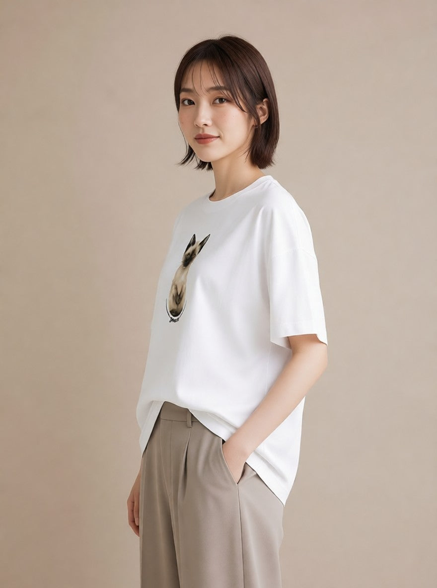 デザインTシャツ レディース おすわり猫 猫 ねこ イラスト 個性的 ラフ レイヤード 白T