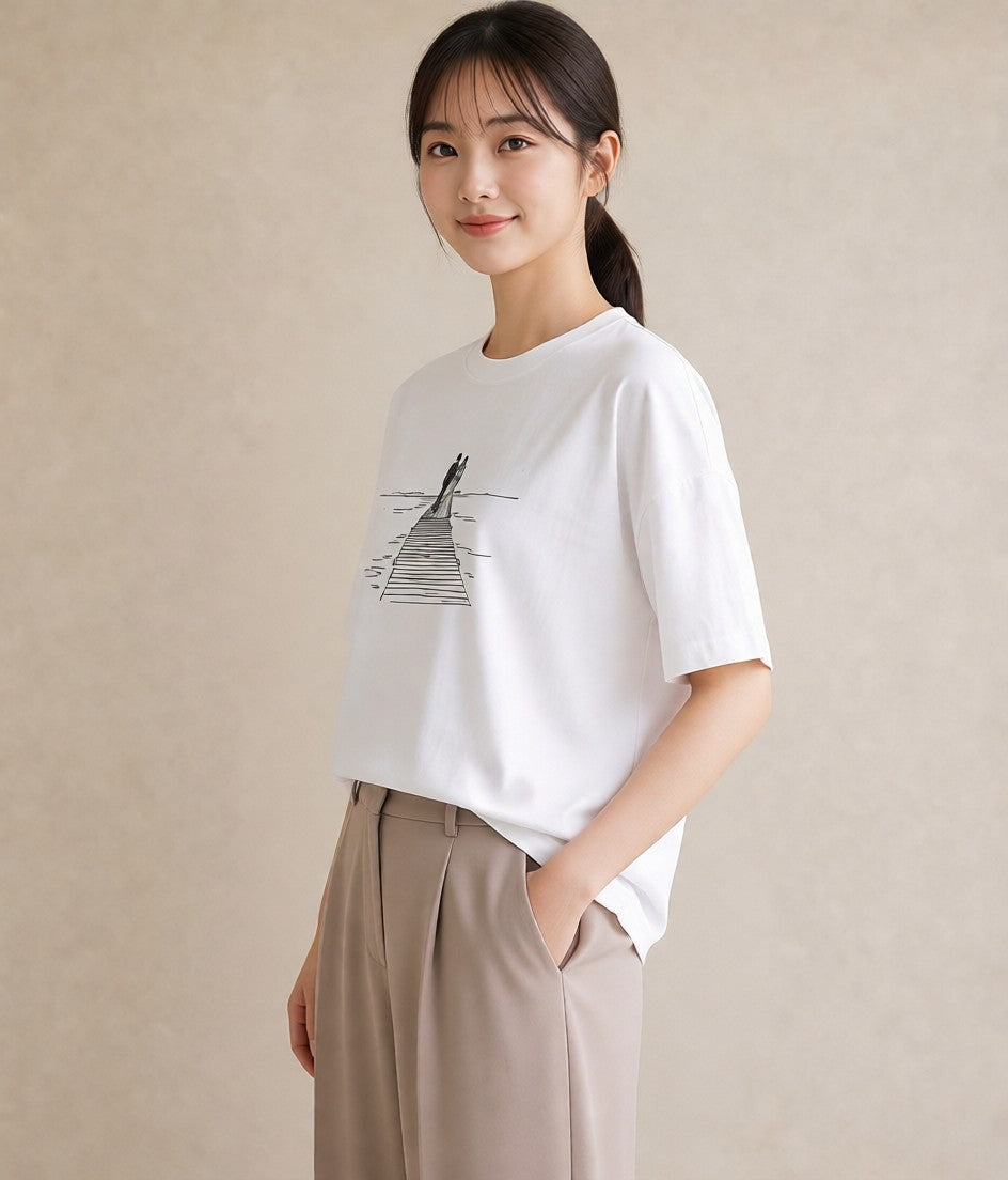 プリントTシャツ レディース 桟橋 水辺 波止場 ナチュラル アンティーク イラスト 線画 レイヤード 友達ギフト 白T