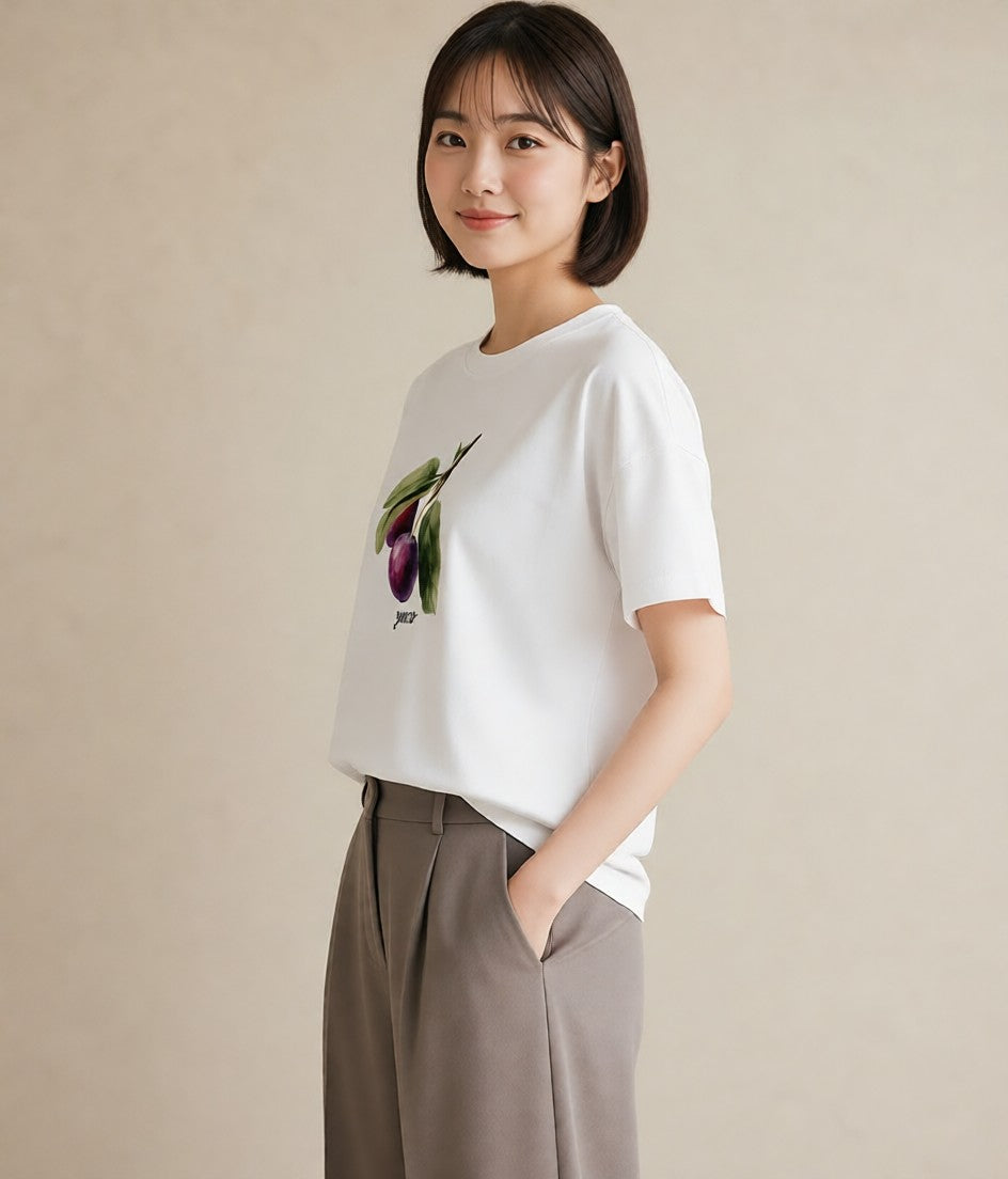 Tシャツ レディース 木の実 植物 ボタニカル イラスト シック 普段着 週末コーデ 白T