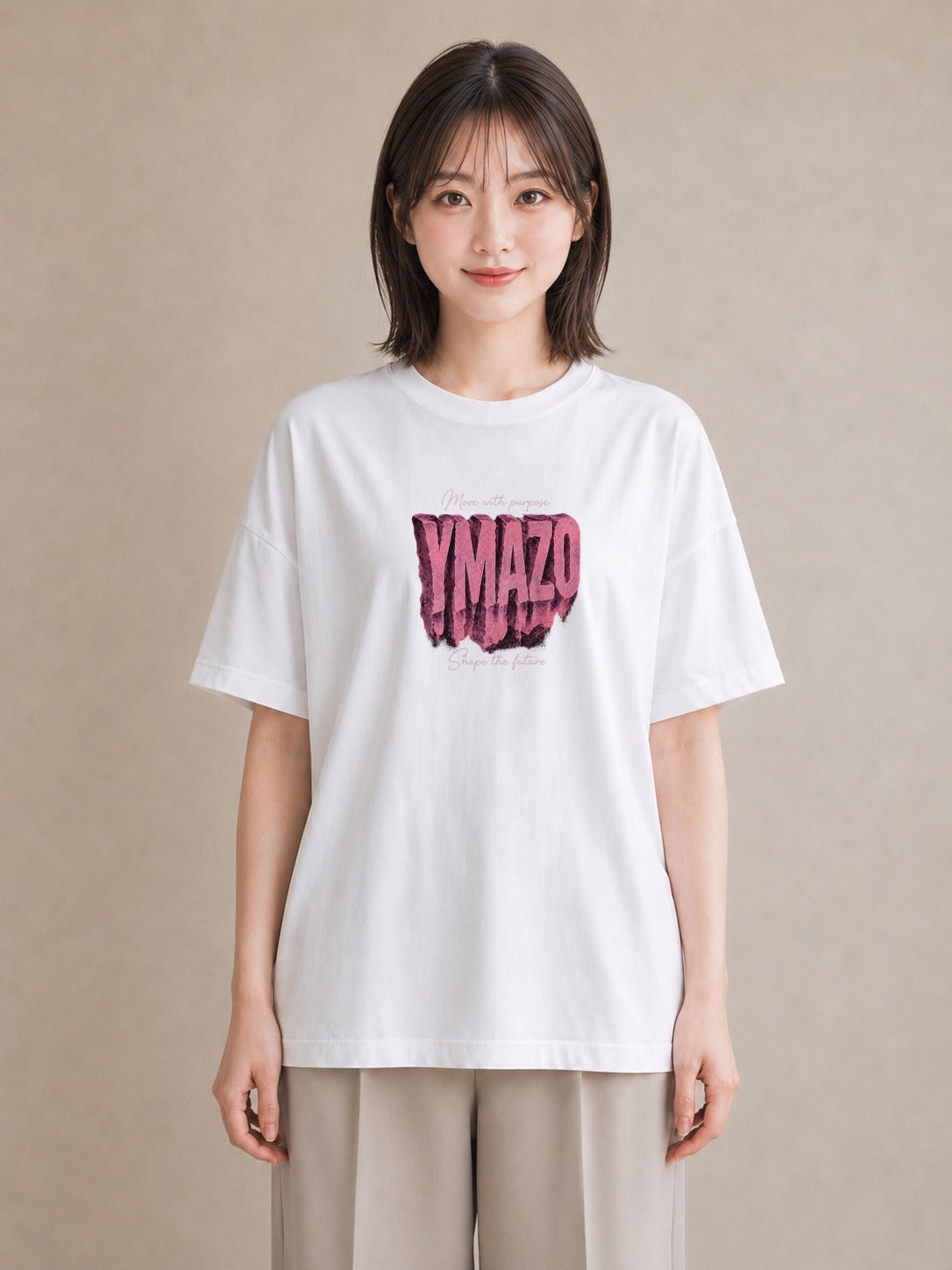 【受注生産】YMAZO Tシャツ レディース 半袖 ビッグT いちご イチゴ 苺 ストロベリー フルーツ 白T 綿100% ホワイト M L 手描き フェミニン くすみカラー お出かけ 通勤 父の日 2026新作 ギ｜Y字ロゴ（大きめプリン