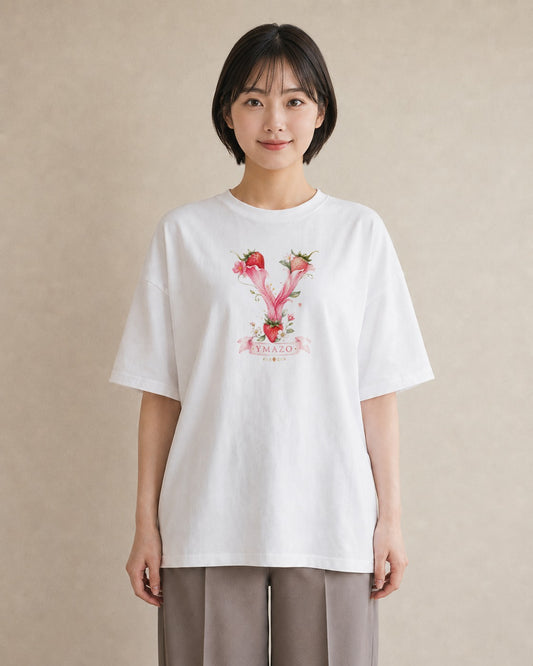【受注生産】YMAZO Tシャツ レディース 半袖 ゆったり いちご イチゴ 苺 ストロベリー フルーツ 白T 綿100% ホワイト M L フェミニン 水彩 韓国っぽい 通勤 推し活 初夏 春夏 ギフト｜イニシャルY（スタンダードプリント