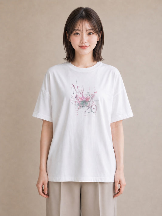【受注生産】YMAZO Tシャツ レディース 半袖 オーバーサイズ 蝶 ちょうちょ バタフライ 蝶々 花柄 白T 綿100% ホワイト M L くすみカラー 大人可愛い フェミニン デイリー お出かけ 父の日 プレゼ｜花あそび（大きめプリン
