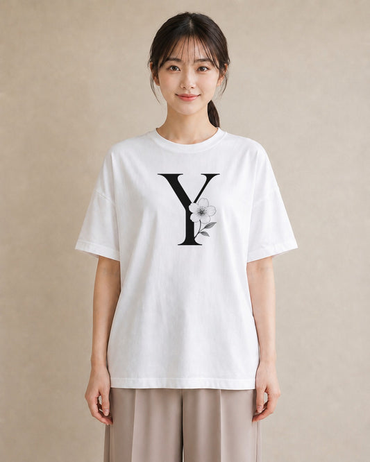 【受注生産】YMAZO Tシャツ レディース 半袖 ゆったり いちご イチゴ 苺 ストロベリー フルーツ 白T 綿100% ホワイト M L 手描き 韓国っぽい 大人可愛い カジュアル お出かけ 初夏 父の日 ギフト｜イニシャルY（大きめプ