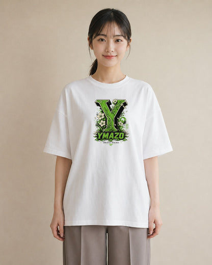 【受注生産】YMAZO Tシャツ レディース 半袖 オーバーサイズ いちご イチゴ 苺 ストロベリー フルーツ 白T 綿100% ホワイト M L 韓国っぽい フェミニン くすみカラー カジュアル デイリー ギフト｜Y字ロゴ（大きめプリント
