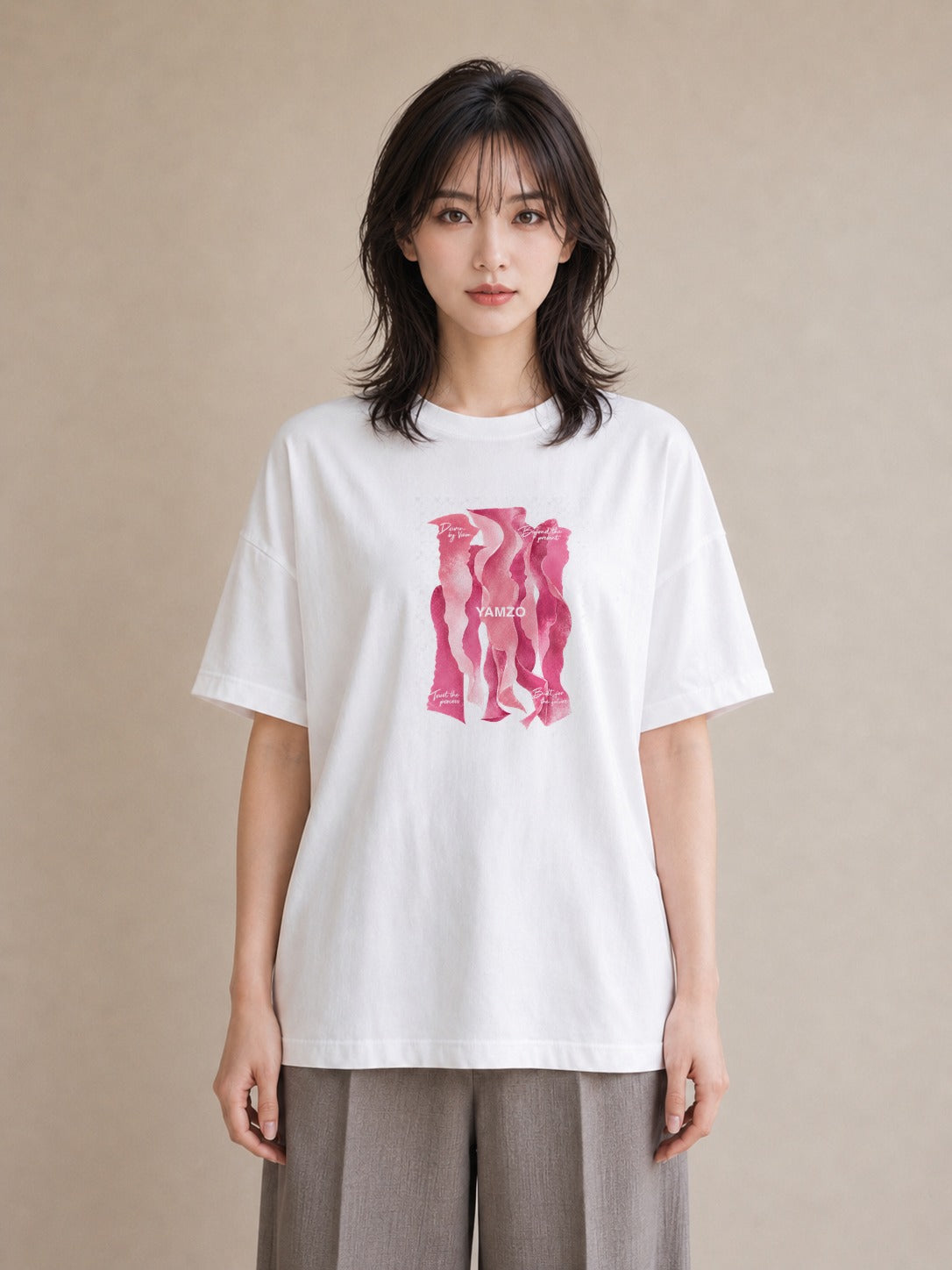 【受注生産】YMAZO Tシャツ レディース 半袖 オーバーサイズ イラスト アート デザイン 白T 綿100% ホワイト M L ナチュラル ニュアンス 韓国っぽい デート 推し活 2026新作 プレゼント 初夏｜YMAZO art（大き