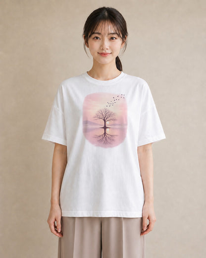 【受注生産】YMAZO Tシャツ レディース 半袖 ゆったり 鳥 小鳥 ことり バード とり 白T 綿100% ホワイト M L ニュアンス ナチュラル フェミニン お出かけ 推し活 初夏 父の日 プレゼント｜YMAZO art（大きめプリ