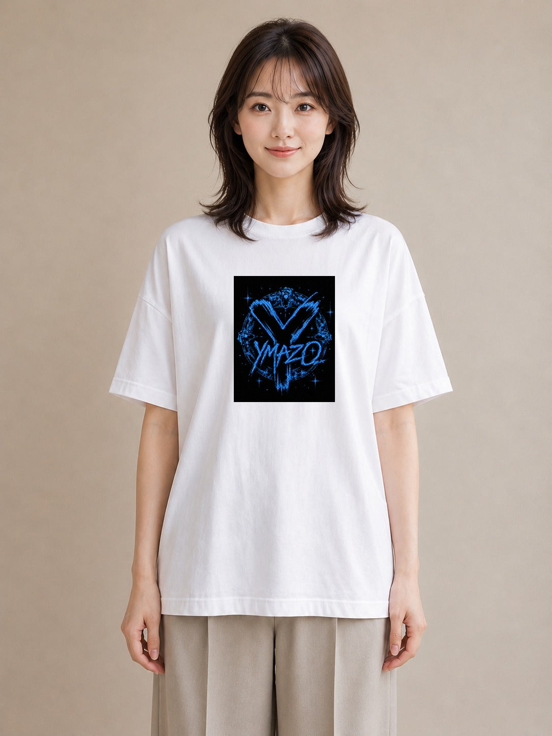 【受注生産】YMAZO Tシャツ レディース 半袖 ゆったり 花柄 フローラル ボタニカル 花 ブーケ 白T 綿100% ホワイト M L 水彩 フェミニン 韓国っぽい デイリー お出かけ 初夏 春夏 ギフト｜イニシャルY（スタンダードプリ